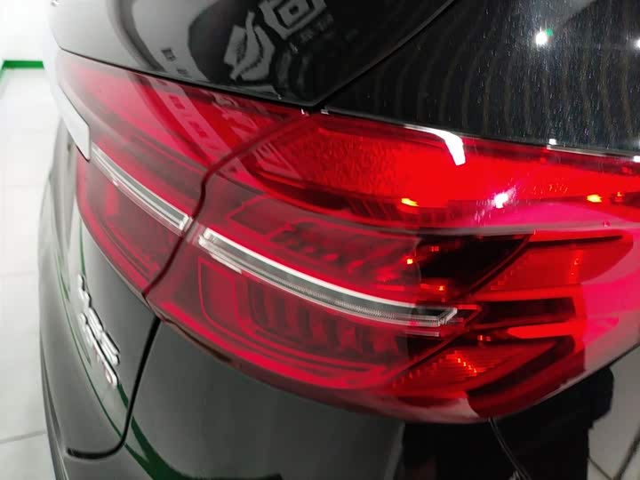 Фото 8 - Hongqi HS5