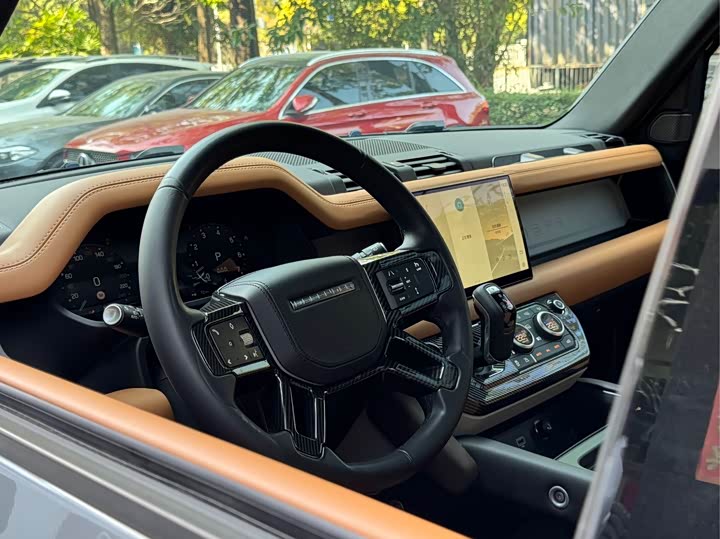 Фото 4 - Land Rover Defender