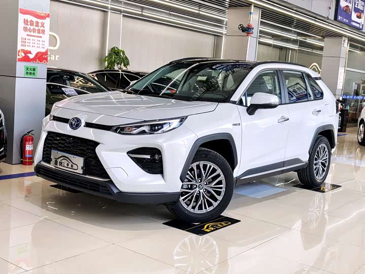 Фото 1 - Toyota Wildlander