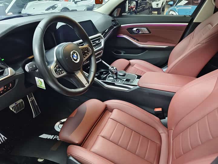 Фото 4 - BMW 3 Series