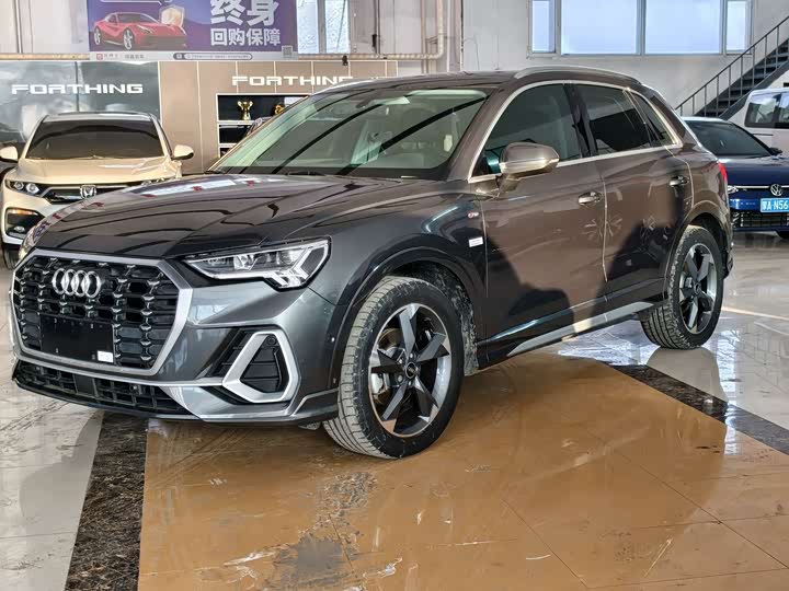 Фото 2 - Audi Q3