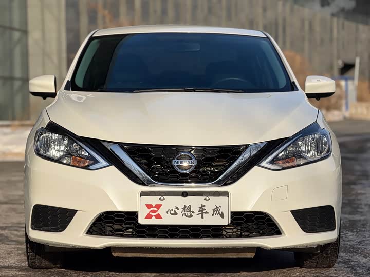 Фото 2 - Nissan Sylphy