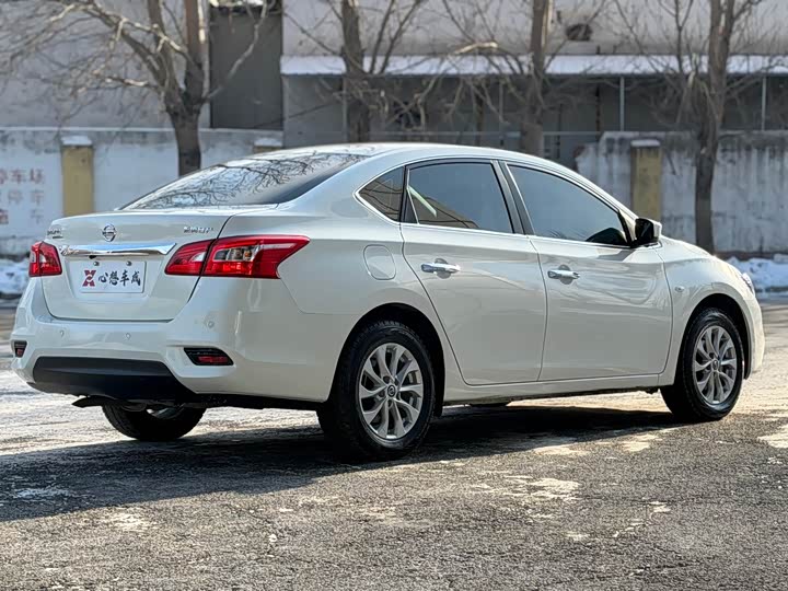 Фото 9 - Nissan Sylphy