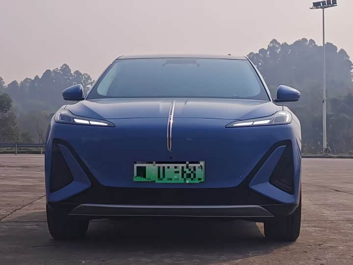 Фото 2 - Hongqi EHS5 (Tiangong 06)