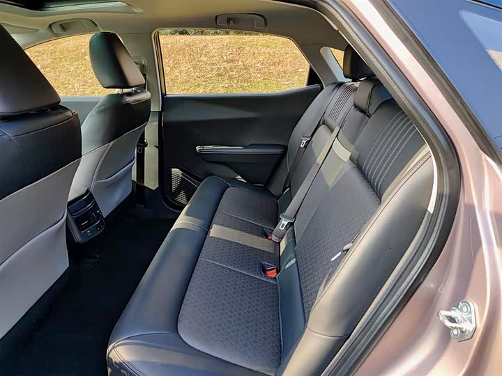 Фото 8 - Toyota bZ3