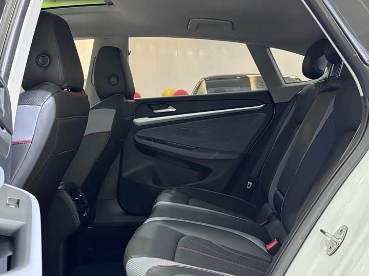 Фото 7 - Volkswagen Lamando L