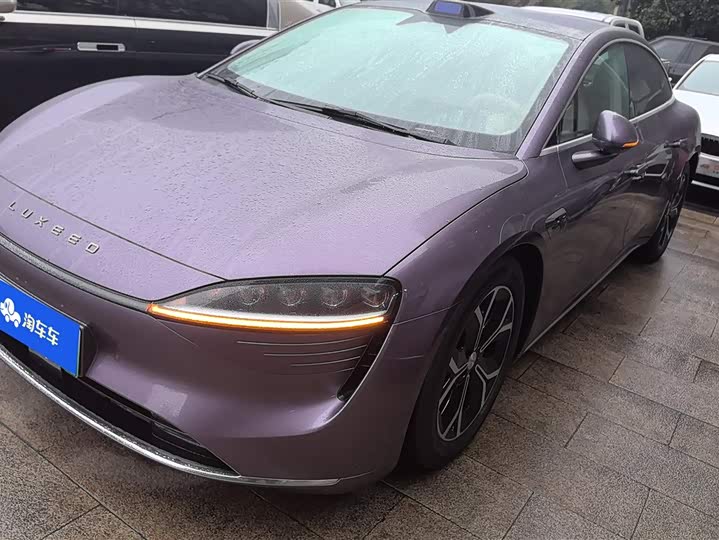 Фото 1 - Luxeed S7