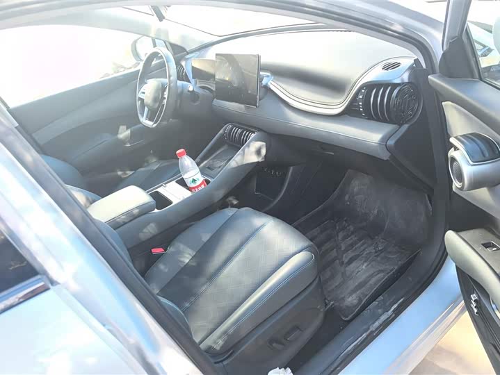 Фото 8 - BYD Yuan Plus