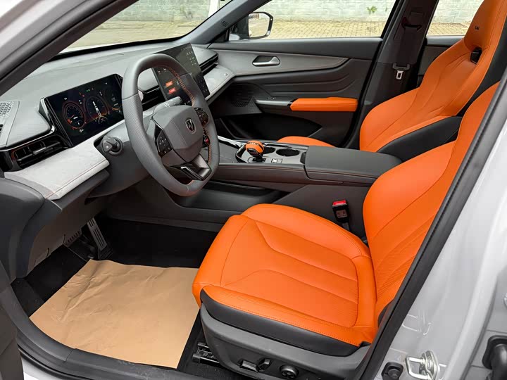 Фото 5 - Changan UNI-V