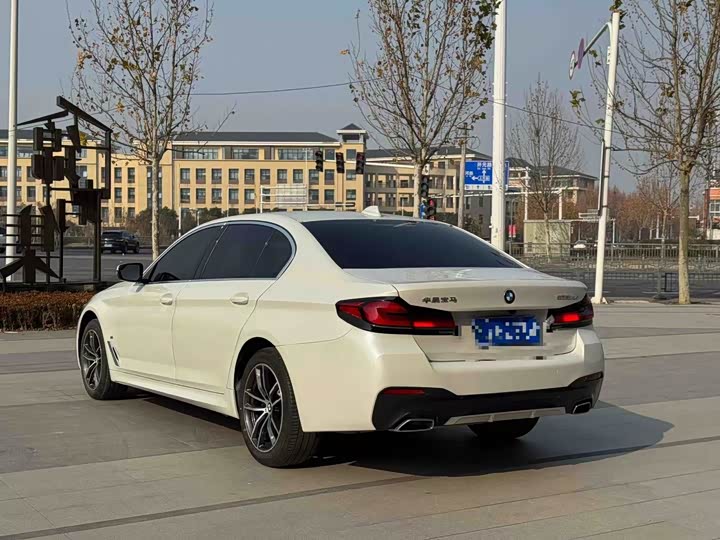 Фото 9 - BMW 5 Series