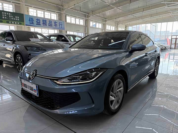 Фото 1 - Volkswagen Lamando L