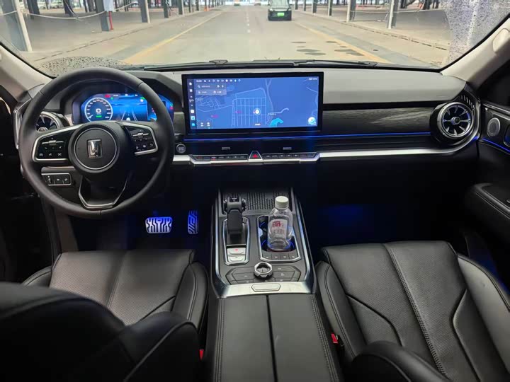 Фото 5 - Tank 400 Hybrid