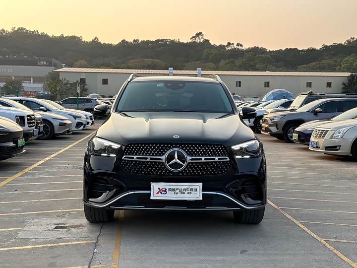 Фото 2 - Mercedes-Benz GLE-Class
