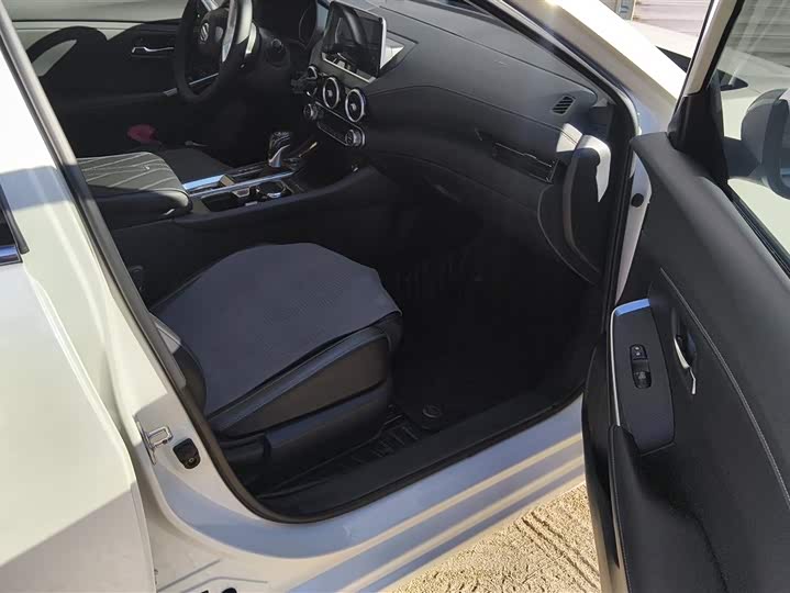 Фото 8 - Nissan Sylphy