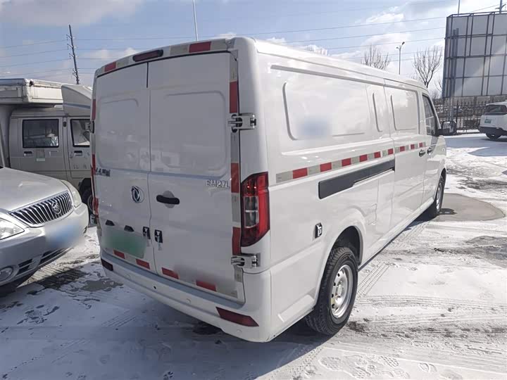 Фото 4 - Dongfeng EM27