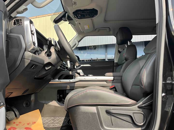 Фото 6 - Jetour T2