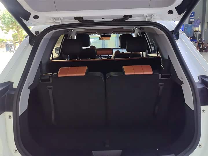 Фото 4 - Chery Tiggo 8