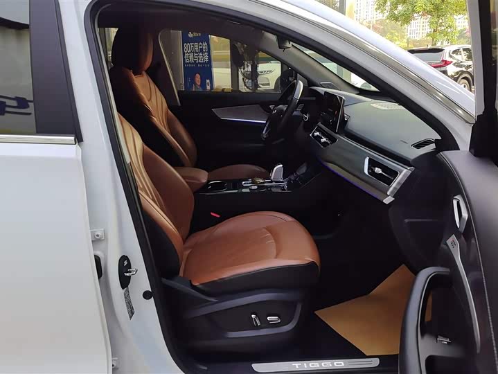 Фото 8 - Chery Tiggo 8