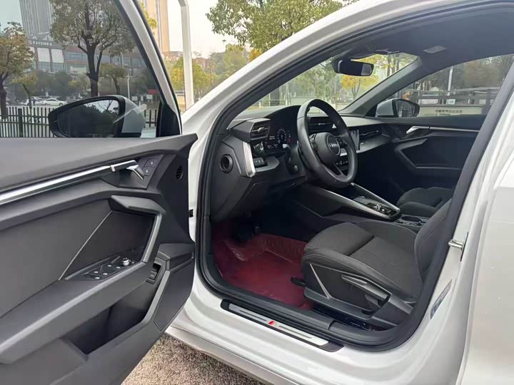 Фото 5 - Audi A3