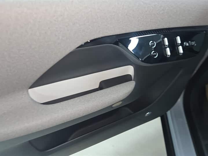 Фото 7 - BAIC Arcfox Kaola S