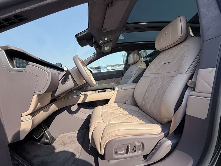 Фото 9 - Nio ET9