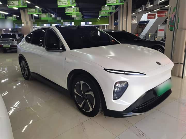 Фото 4 - Nio EC7