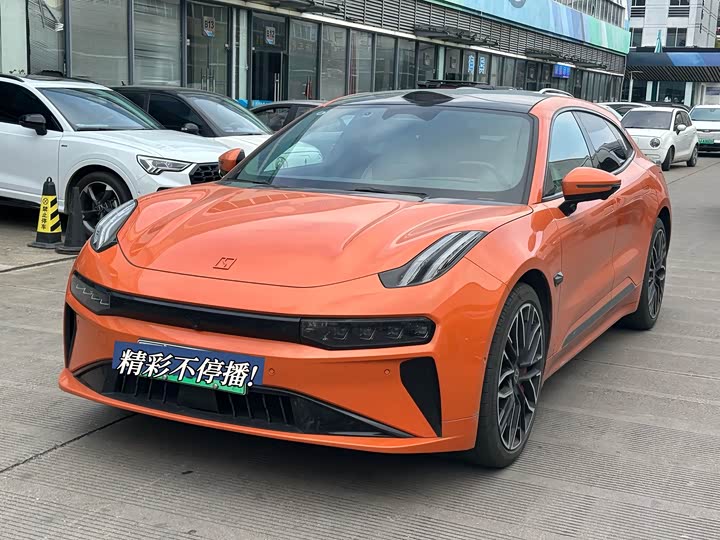 Фото 1 - Zeekr 001