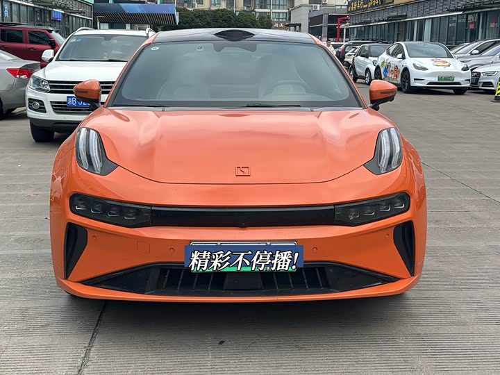 Фото 2 - Zeekr 001