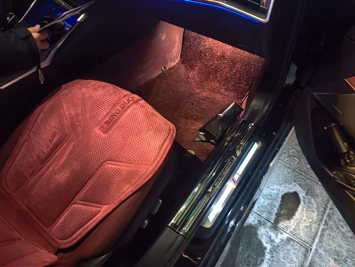 Фото 8 - BMW 3 Series