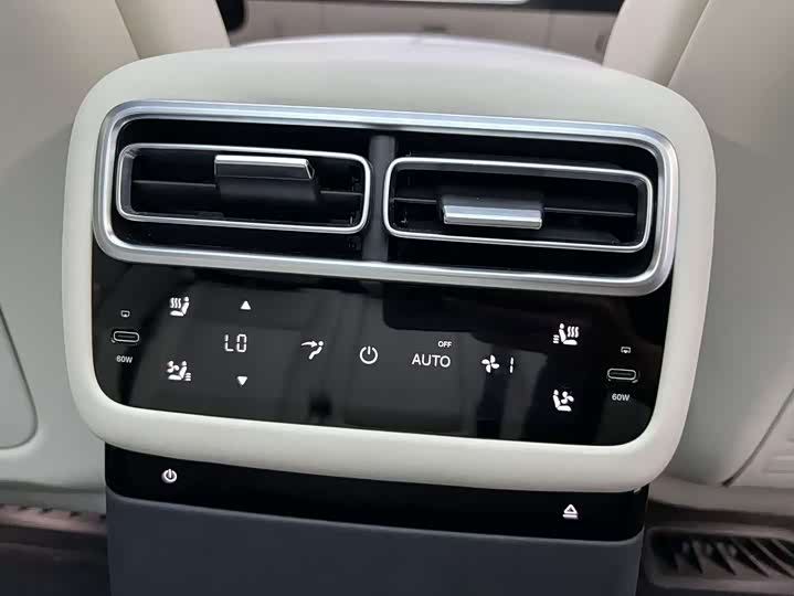 Фото 7 - LiXiang L7