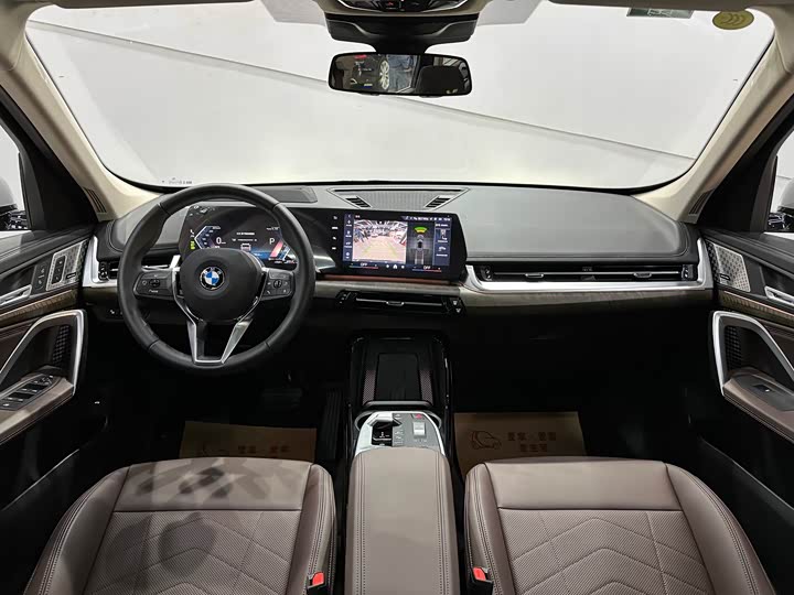 Фото 9 - BMW X1