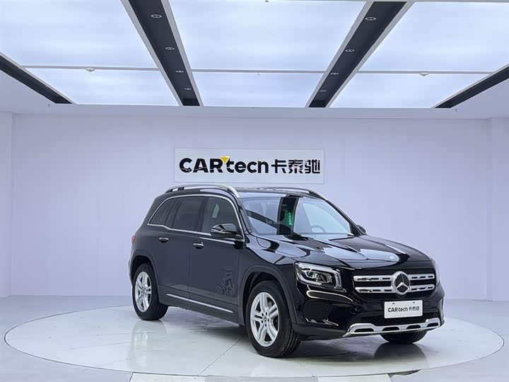 Фото 7 - Mercedes-Benz GLB-Class