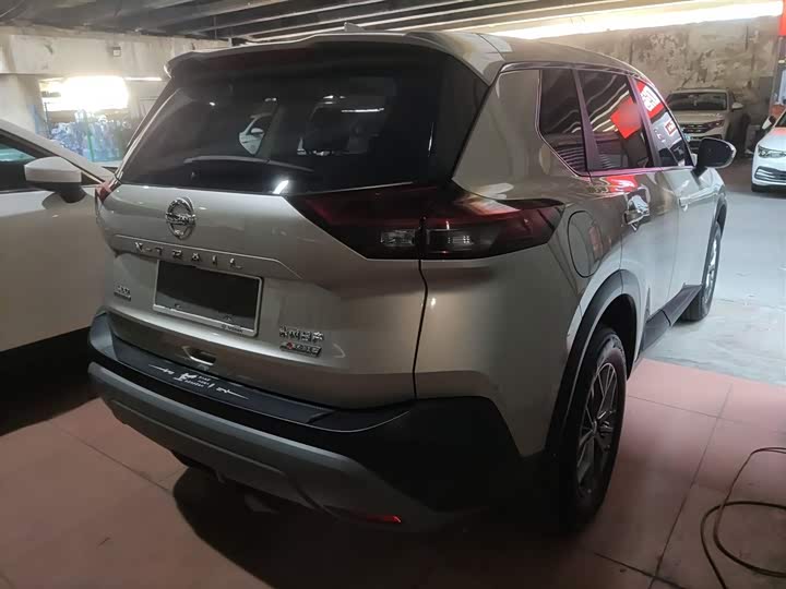 Фото 7 - Nissan X-Trail