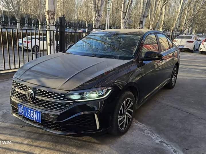 Фото 1 - Volkswagen Lavida