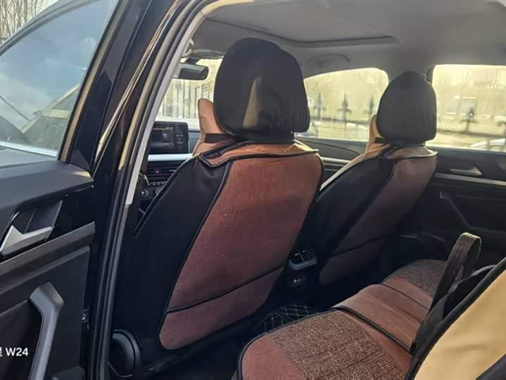 Фото 4 - Volkswagen Lavida