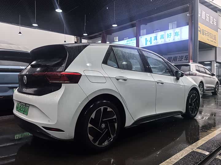 Фото 4 - Volkswagen ID.3