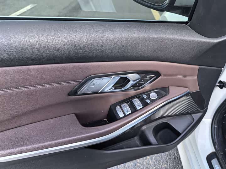 Фото 6 - BMW 3 Series