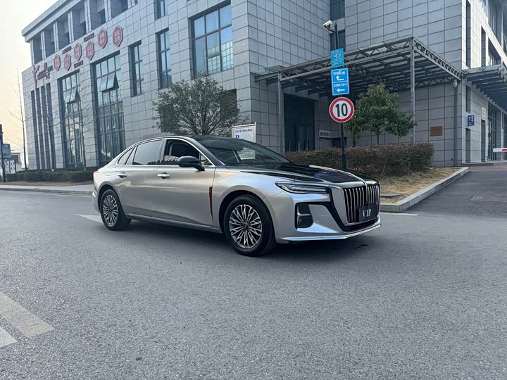 Фото 4 - Hongqi H5