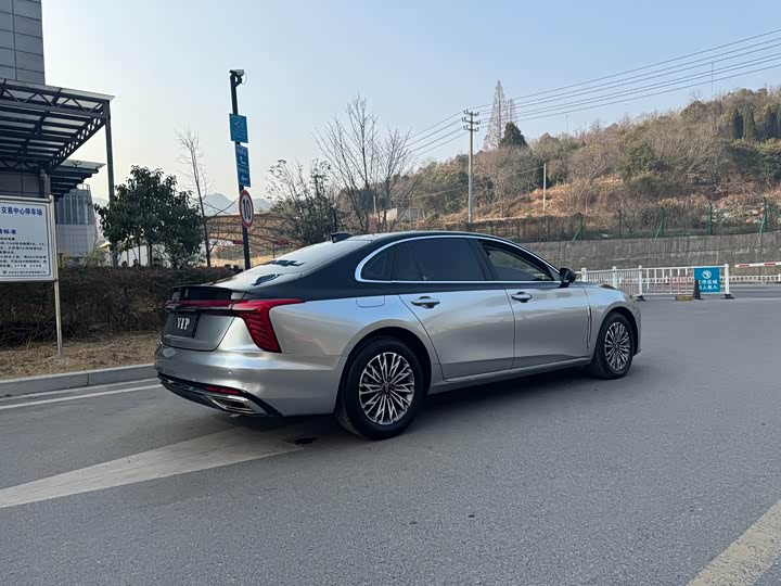 Фото 5 - Hongqi H5