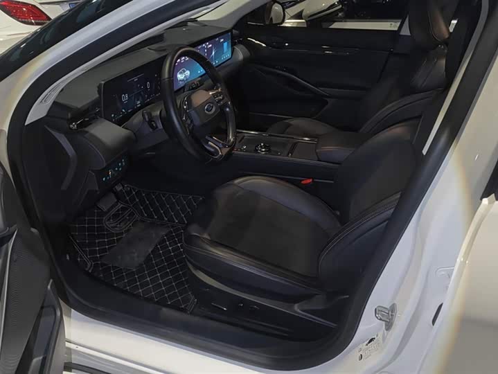 Фото 9 - Ford Mondeo