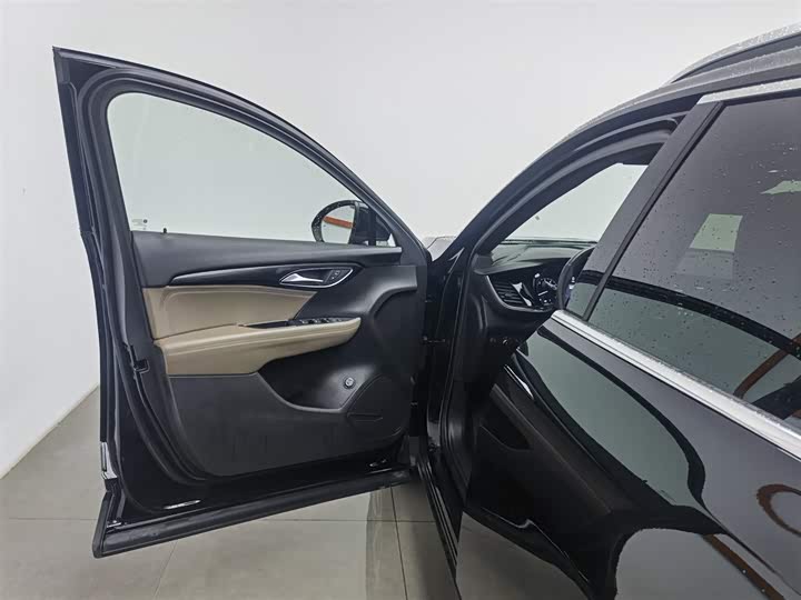 Фото 8 - Buick Envision Plus