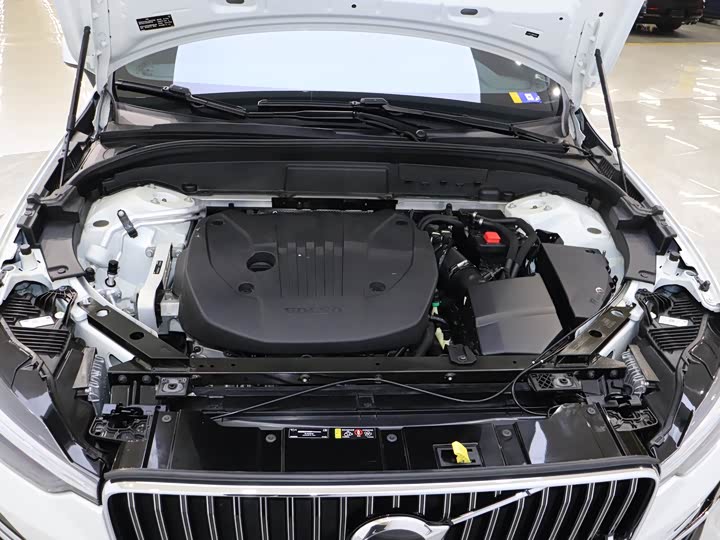 Фото 6 - Volvo XC60