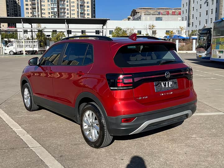 Фото 4 - Volkswagen Tacqua