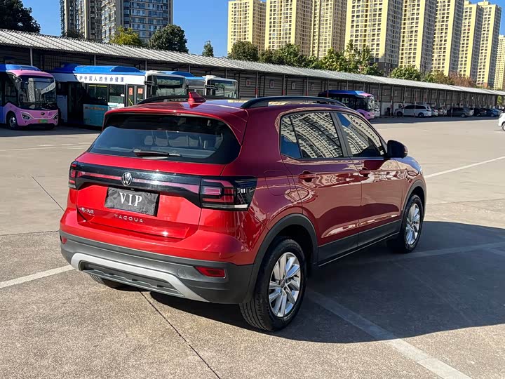 Фото 6 - Volkswagen Tacqua