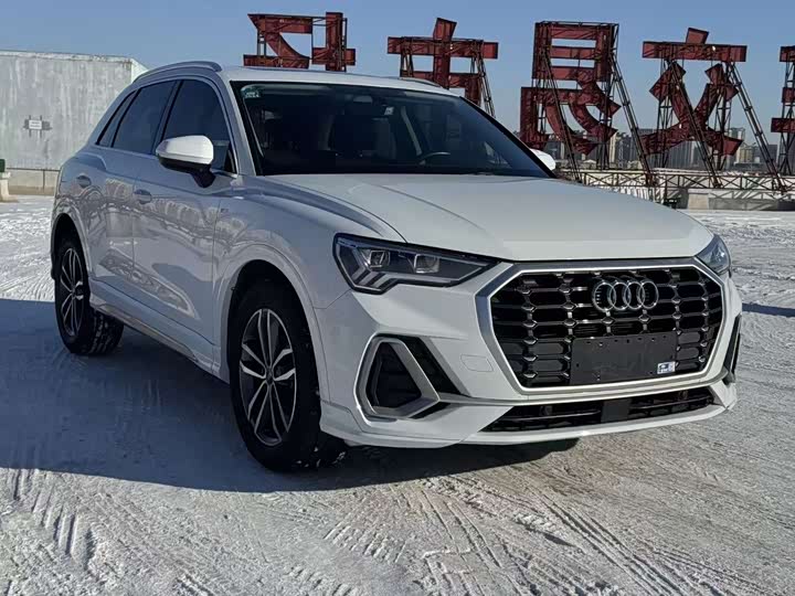 Фото 3 - Audi Q3