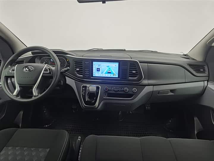 Фото 5 - Maxus V80