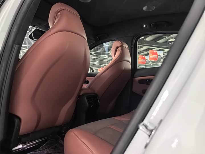 Фото 5 - Nio EC6