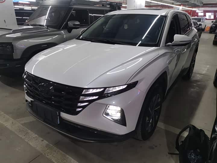 Фото 2 - Hyundai Tucson L