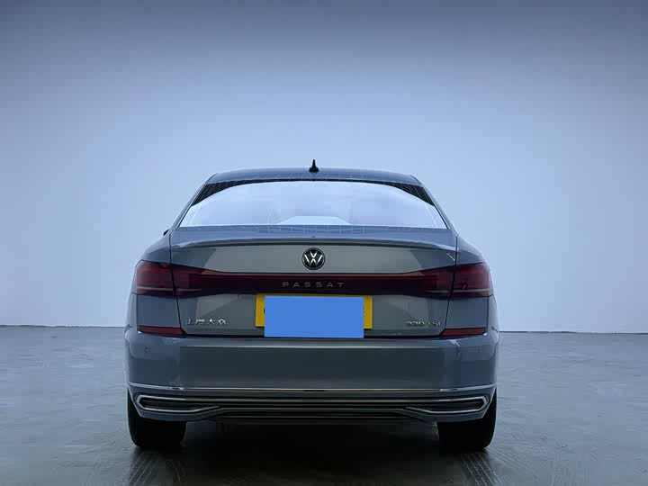 Фото 5 - Volkswagen Passat