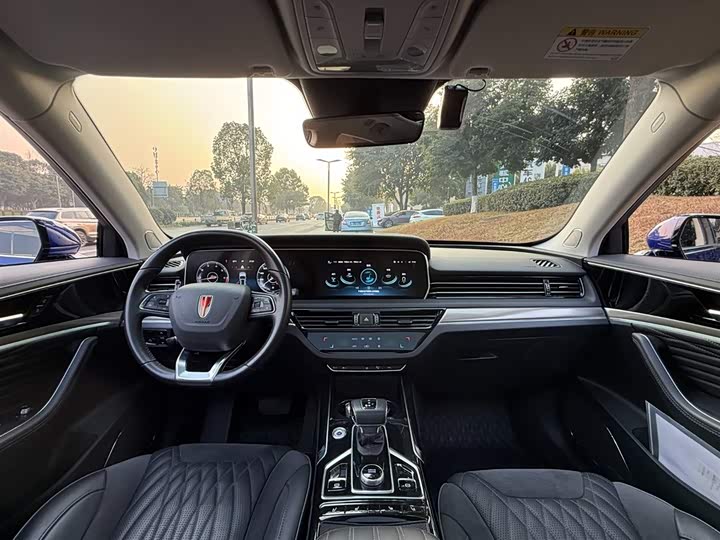 Фото 7 - Hongqi HS5